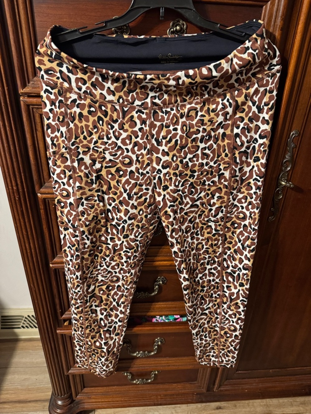 Lilly Pulitzer Leopard Print Pull-On Women's leggings
